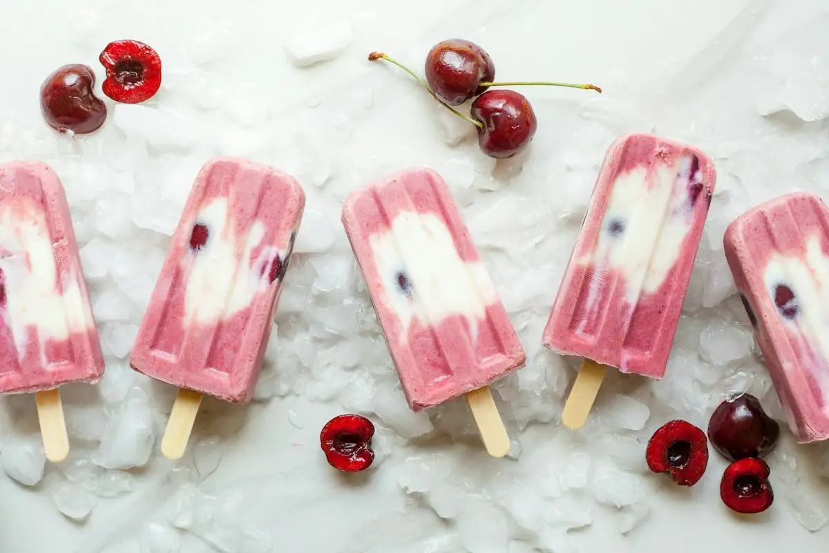 Fruchtige Eis am Stiel